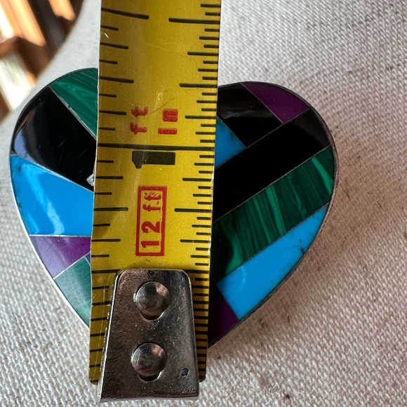 Vintage! Sterling Silver and Inlaid Stone Heart Pin Brooch - Picture 5 of 7